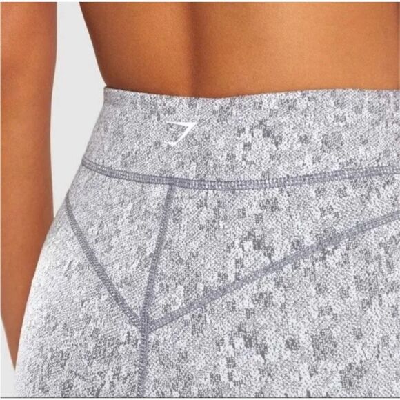 Gymshark Fleur Textured Sports Bra & Leggings Set Size XSmall - Picture 4 of 15